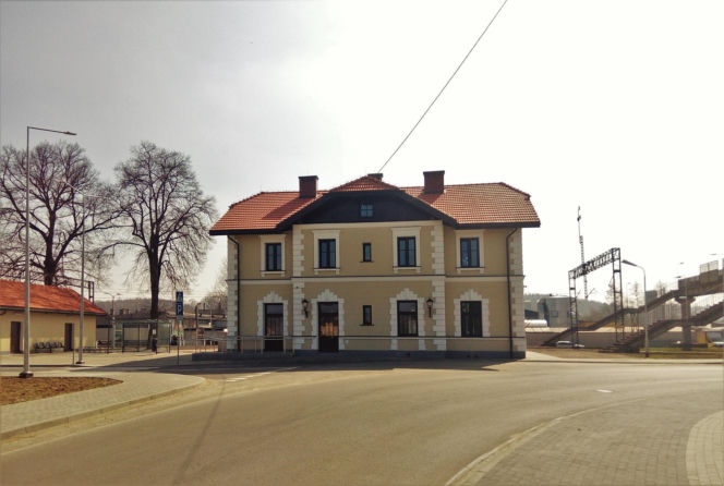 To najpiękniejsze miasto w Małopolsce. Jest porównywane do Krakowa, kiedyś było uznawane za stolicę Polski