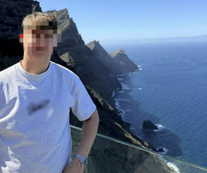 Grób Nikodema utonął w kwiatach