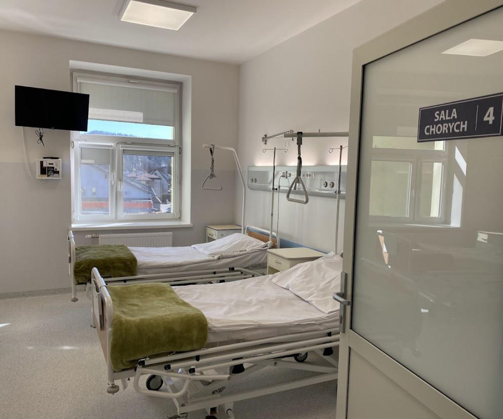 Na takie zmiany pacjenci czekali wiele lat.  Kolejne remonty w szpitalu w Krynicy 