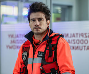 Szpital św. Anny, odcinek 99: Tomek wyjawia Wojtkowi plan ponownych oświadczyn. Fidor, podwożąc Hankę, wzbudza niepokój Kai - ZDJĘCIA