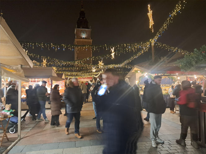 Jarmark Bożonarodzeniowy na Rynku Głównym w Krakowie 2025. Oferta wystawców