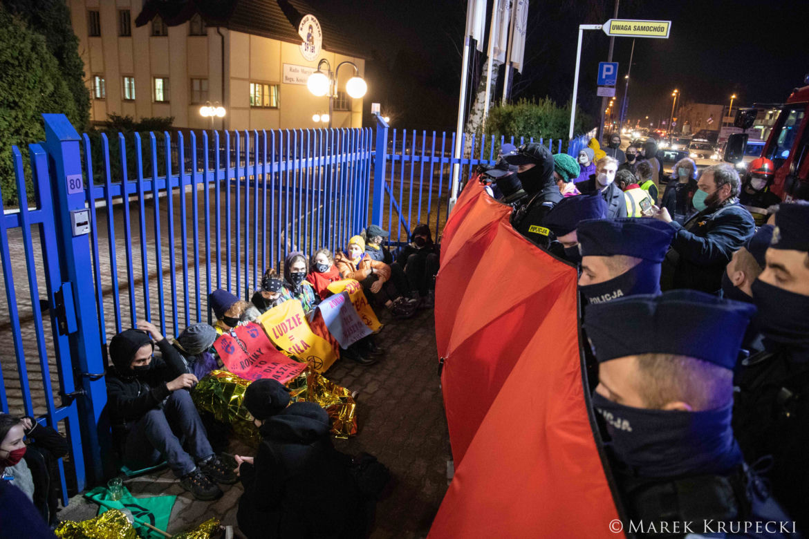 Protest Extinction Rebellion Toruń pod Radiem Maryja! "Zacznijcie mówić prawdę"