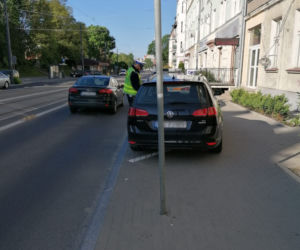 Olsztyn: Policja kontroluje kierowców na przystankach wiedeńskich