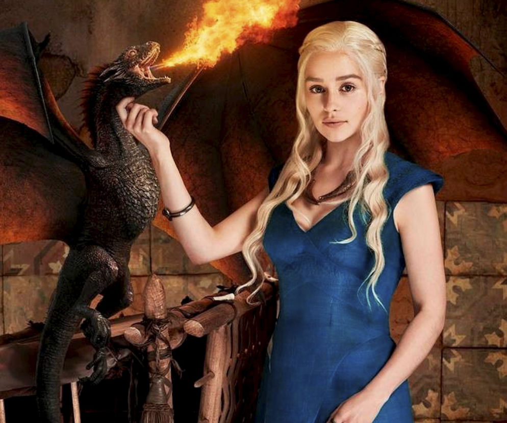 Emilia Clarke w GRA O TRON