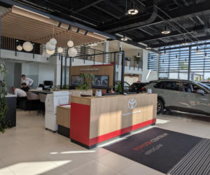 Wielka Letnia Wyprzedaż w Toyota Centrum Wrocław. Sprawdź, dlaczego właśnie teraz warto kupić nową Toyotę