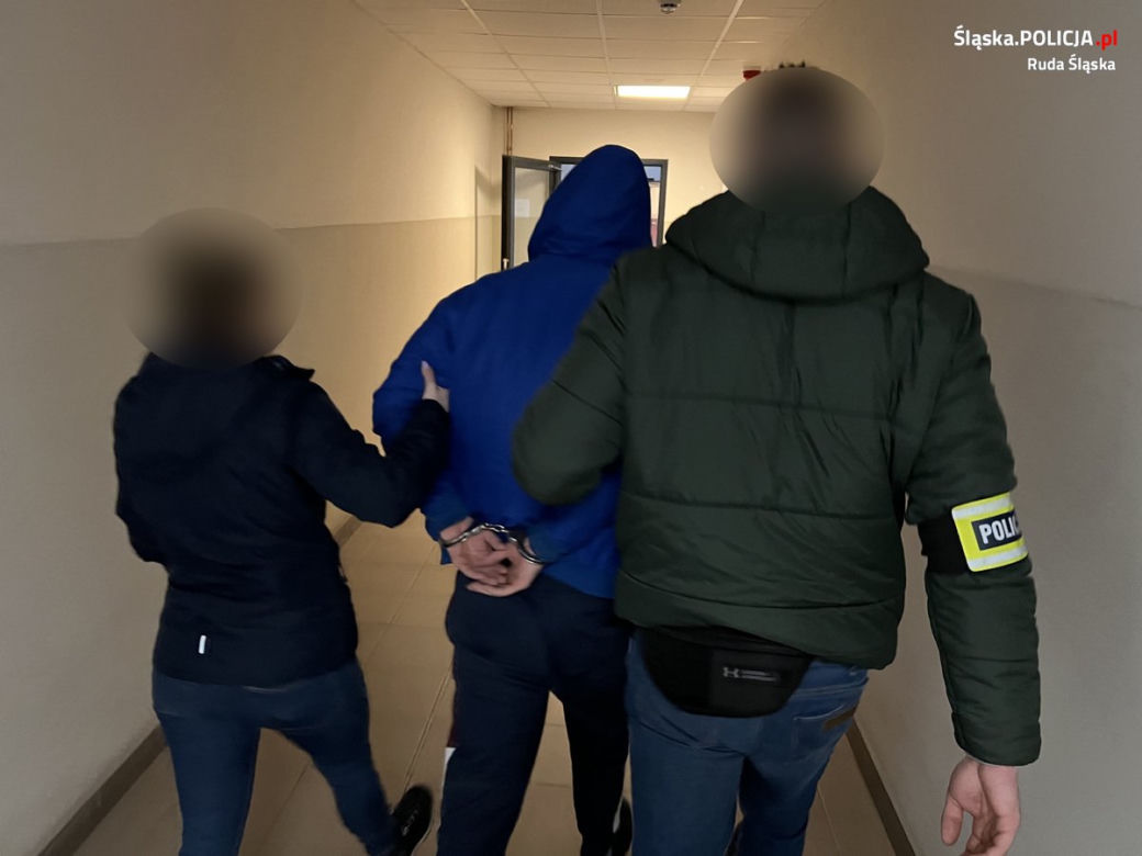 Trzech mężczyzn próbowało się włamać do mieszkania w Rudzie Śląskiej