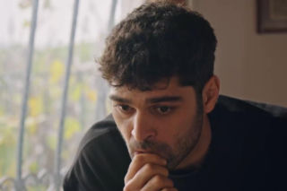 Złoty chłopak, odcinek 280: Orhan wpada w pułapkę Betul i Tayfuna! Test DNA ma być wielkim oszustwem