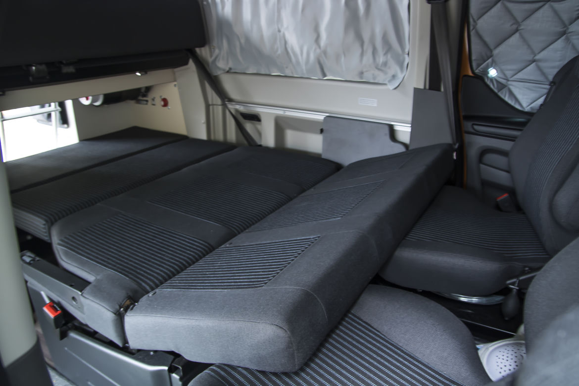 Ford Transit Custom Nugget EcoBlue 170 KM A6