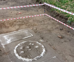 W Parku Jonstona w Lesznie odkryto grób z XVII wieku