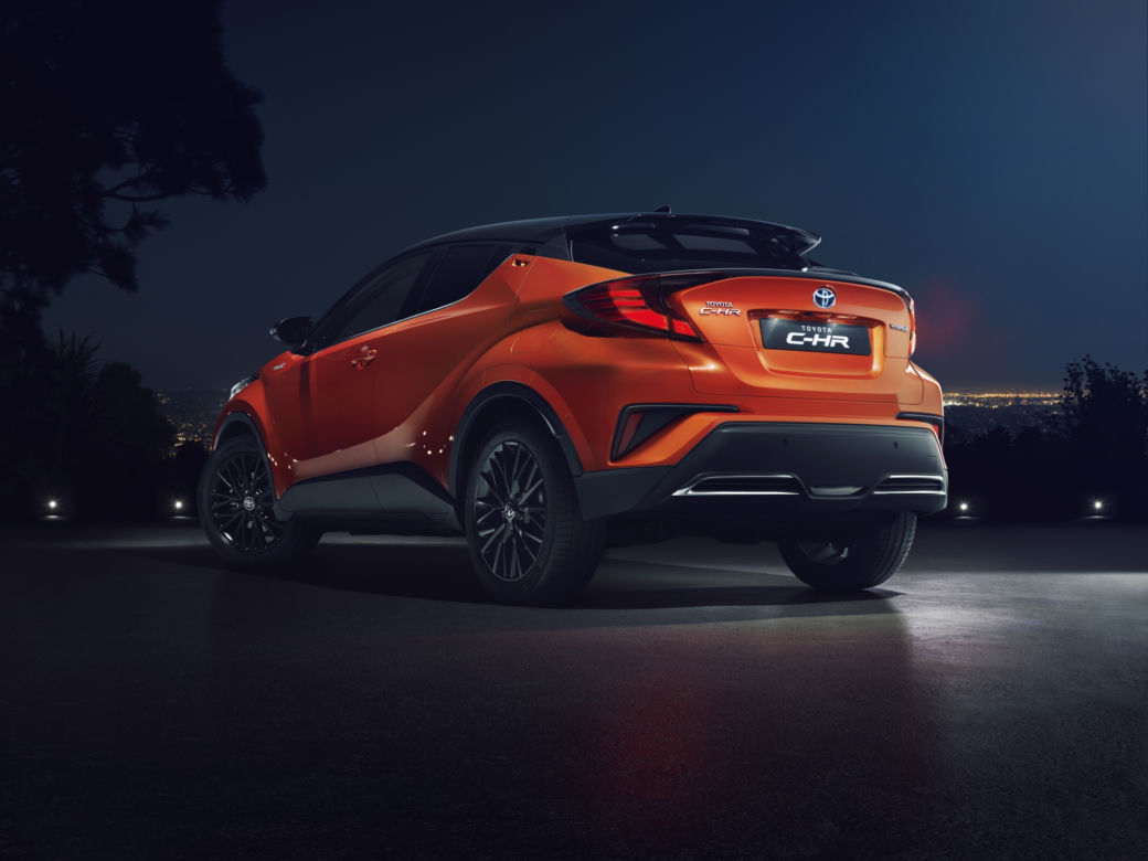 Toyota C-HR lifting (2020)