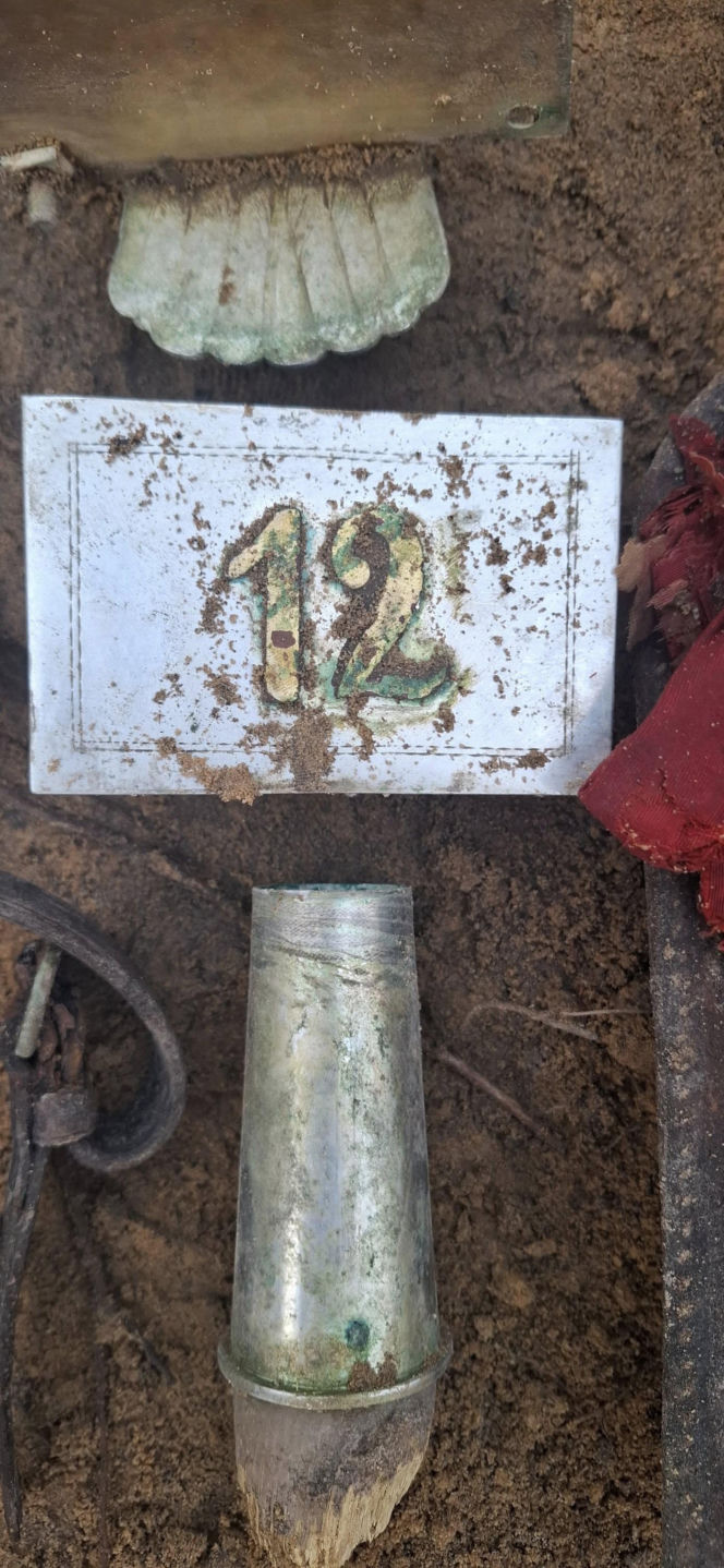 Sensacyjne odkrycie w starachowickim lesie! Pod ziemią przeleżało ponad 80 lat