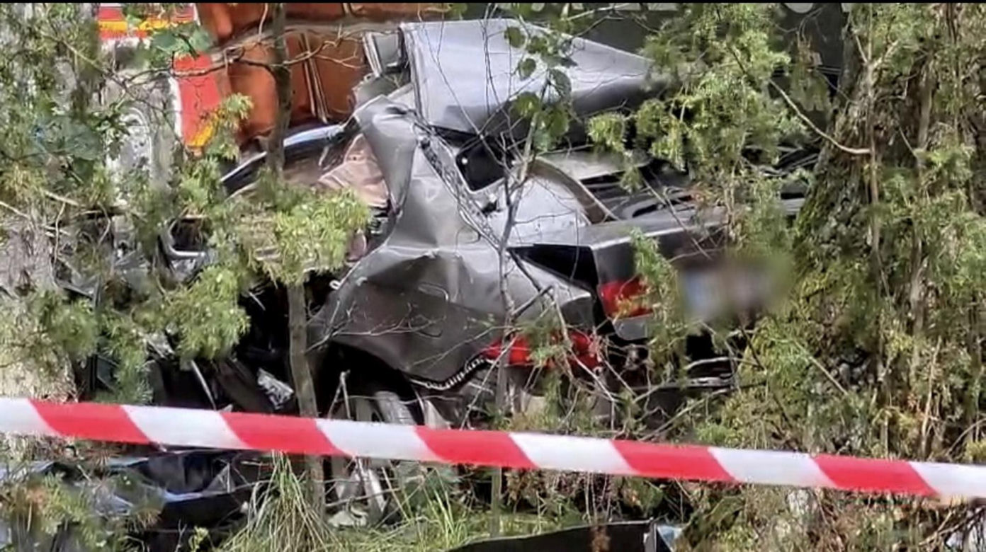 Zjechał ze swojego pasa prosto pod ciężarówkę, zginął na miejscu. Tragedia na DK 62 pod Wyszkowem