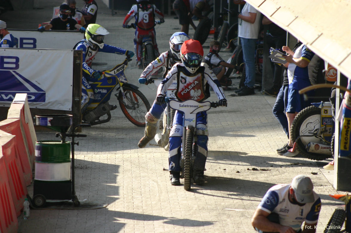 Zaplecze Kadry Juniorów na Motoarenie. Młodzieżowcy rywalizowali w Toruniu - dzień 1