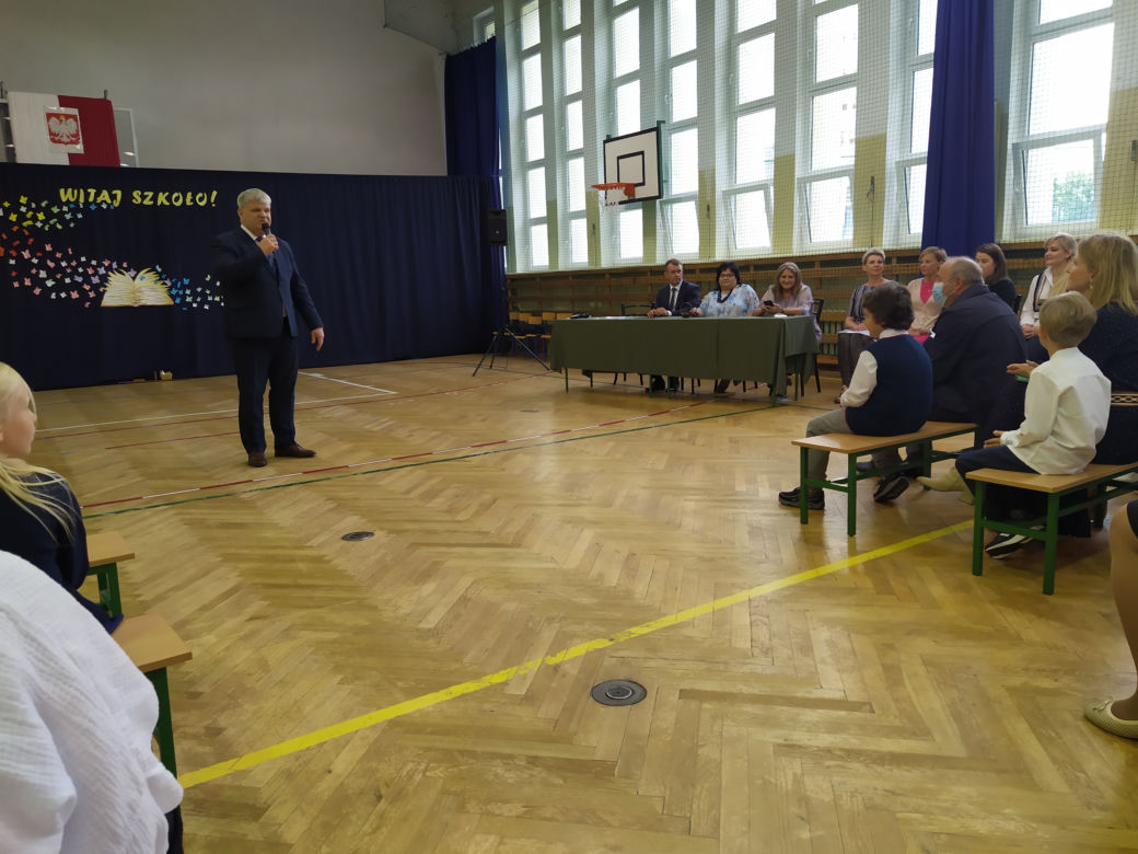 Rozpoczęcie Roku Szkolnego 2021/2022 w SP 10 w Siedlcach