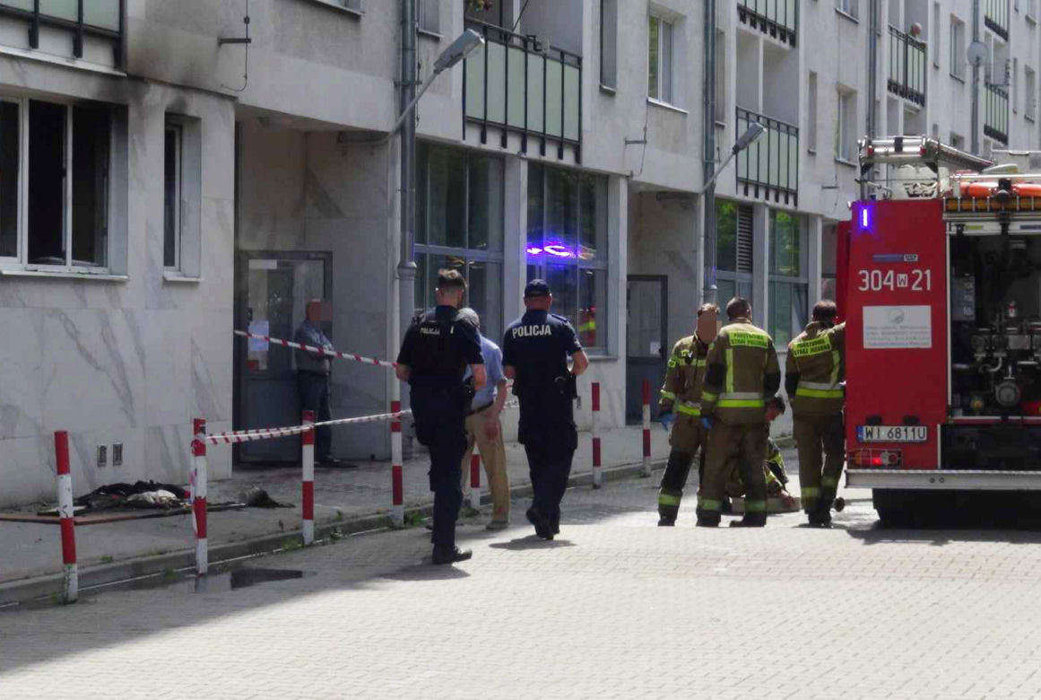 W mieszkaniu znaleziono zwęglone ciało mężczyzny. Mirek zginął w pożarze leżąc na swoim łóżku