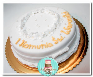 Tort-komunijny-z-wiankiem