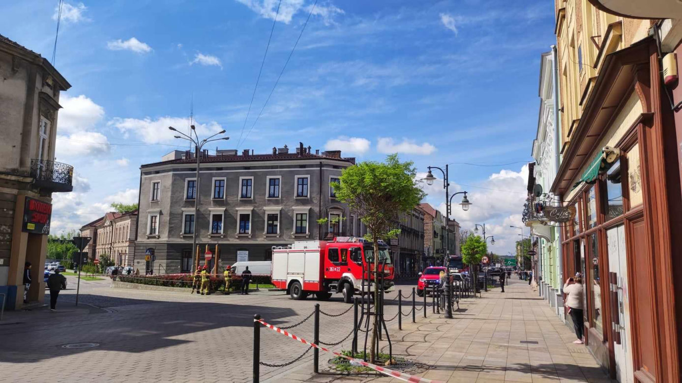 Utrudnienia w centrum Tarnowa. Policja zamknęła fragment ul. Krakowskiej