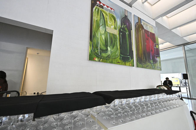 Wanny, buty i manekiny za 851 tys. zł? Ale sztuka! „To jedna z najbardziej wpływowych artystek na świecie”