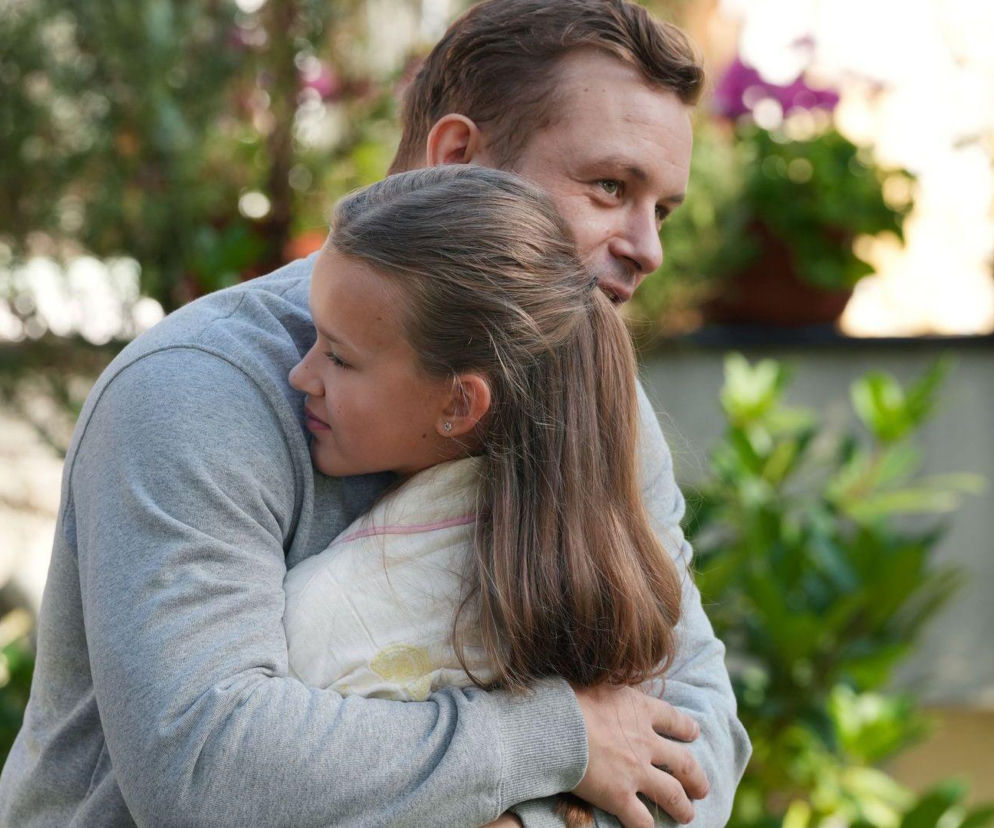 Barwy szczęścia odc. 3319, Hubert (Marek Molak),  Marysia (Nina Szumowska)