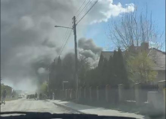 Pożar hali magazynowej