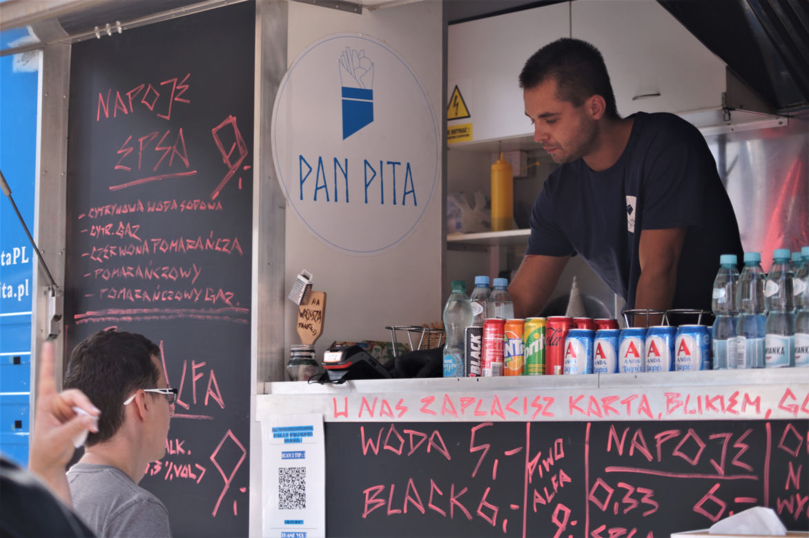 Food Truck Festiwal 2022. Restauracje na kółkach zawitały do Bydgoszczy [ZDJĘCIA]