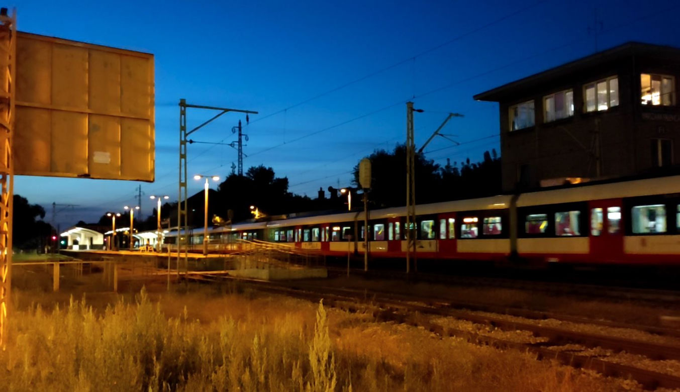 Pociąg potrącił mężczyznę w Falenicy