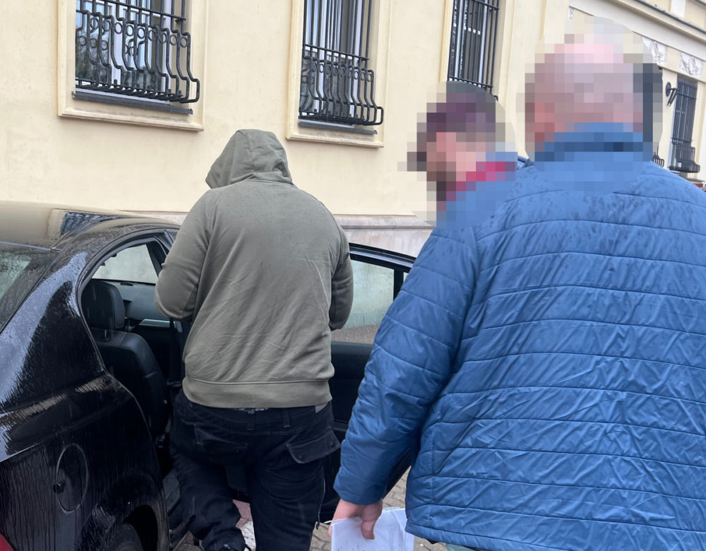 Ścigany przez Interpol ukrywał się w centrum Warszawy! 33-latek w rękach policji