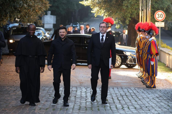 Zełenski przyleciał do Watykanu. Papież pomoże w negocjacjach?