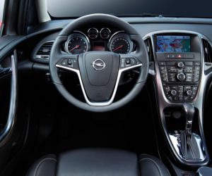 Opel Astra IV