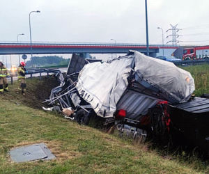 Wypadek na autostradzie A1 w Dobieszowicach na Śląsku