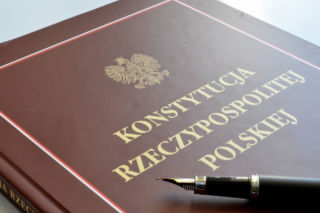 Czy Polska powinna mieć nową konstytucję? Polacy zabrali głos