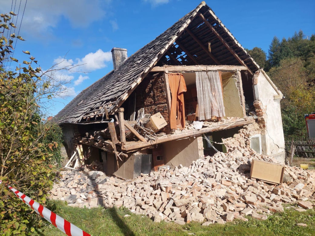 71-latek podszedł z papierosem do butli z gazem. Doszło do wybuchu   