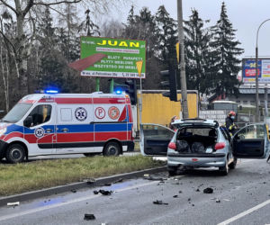 Potężna kraksa pod Warszawą. Wylotówka zablokowana