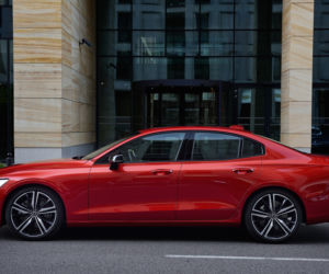 Volvo S60 T5 R Design First Edition
