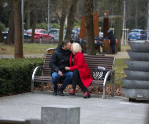 Tak całuje gwiazda PiS