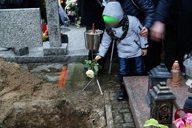 Ratowała sąsiadów z pożaru, osierociła synka. Tragedia na Mazowszu