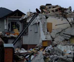 ZGINĘLI WE ŚNIE. POTĘŻNA EKSPLOZJA GAZU ZABIŁA HENRYKA I BARBARĘ. OCALAŁ JEDYNIE NICH KOT