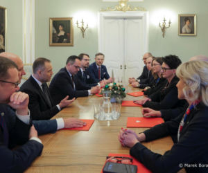 Karol Nawrocki ma nową radę. Siedmiu posłów wyróżnionych! Niektóre nazwiska zaskakują!