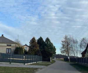 Pan Adam stracił wzrok po śmierci żony. Niespodziewanie zapukali do niego policjanci