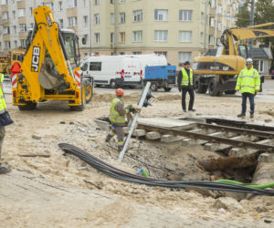 Awaria wodociągów w alei Waszyngtona