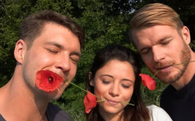 M jak miłość po wakacjach 2018. Iza (Adriana Kalska), Marcin (Mikołaj Roznerski), Artur (Tomasz Ciachorowski)