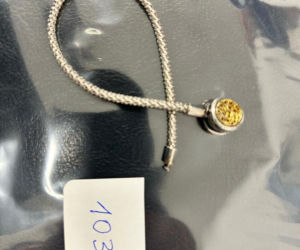 Rozpoznajesz te błyskotki? Policja poszukuje właścicieli bizuterii i kosztowności