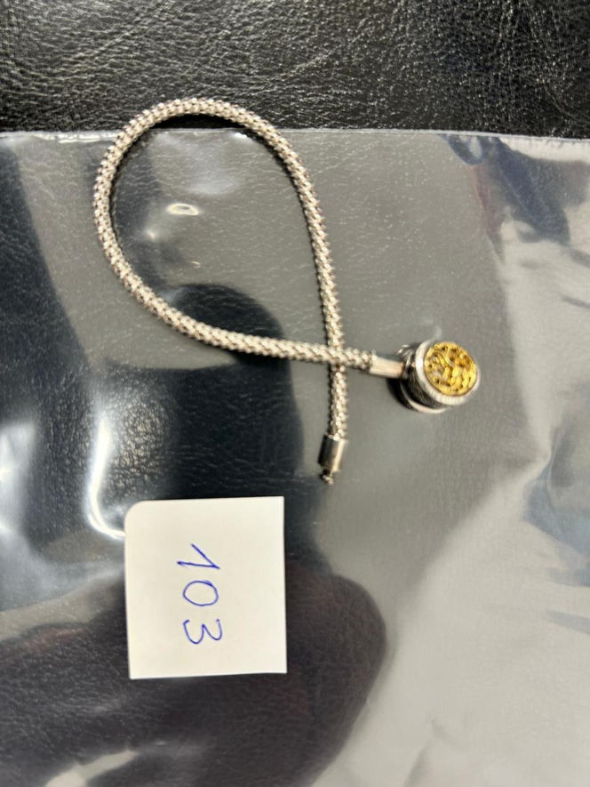 Rozpoznajesz te błyskotki? Policja poszukuje właścicieli bizuterii i kosztowności