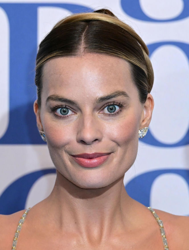 To ona została okrzyknięta najpiękniejszą kobietą na świecie. Internauci podzieleni