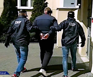 Płock. Przeżył prawdziwy horror! Grozili mu siekierą i żądali haraczu! [ZDJĘCIA]