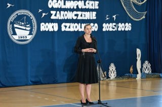 Barbara Nowacka na koniec roku szkolnego pojechała do Darłowa