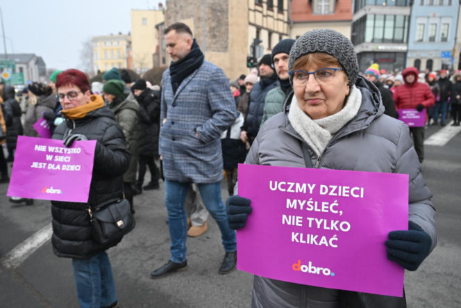 Marsz Ciszy przeszedł ulicami Jeleniej Góry