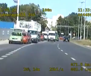 Efektowny pościg ulicami Torunia. Policjanci dorwali recydywistę