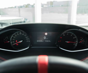 Skoda Octavia RS Challenge vs Peugeot 308 GTi