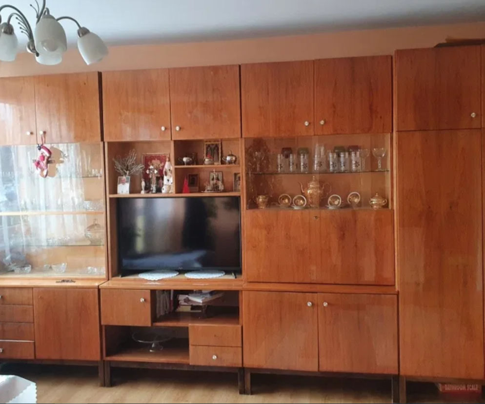 Meblościanka z czasów PRL